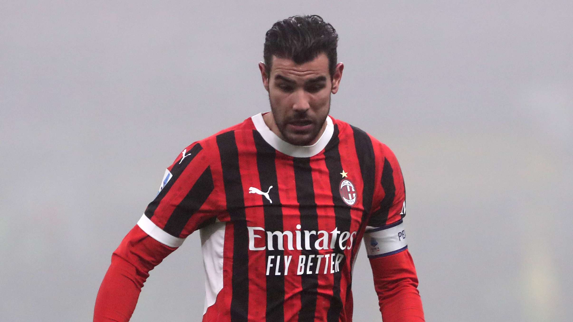 菱形中场 菱形中场